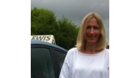 Jo Lewis driving school
