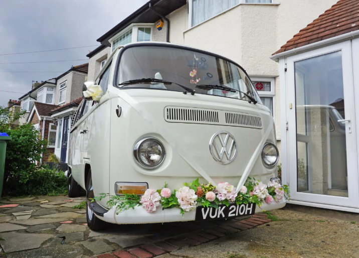 T C Vintage & Classic Wedding Cars